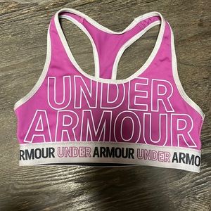 Girls size small, under armour sports bra
